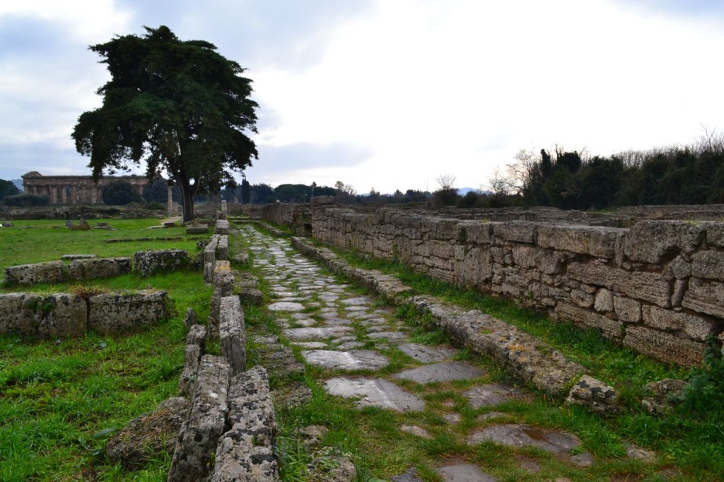 An old Roman road and remnants of buildings.